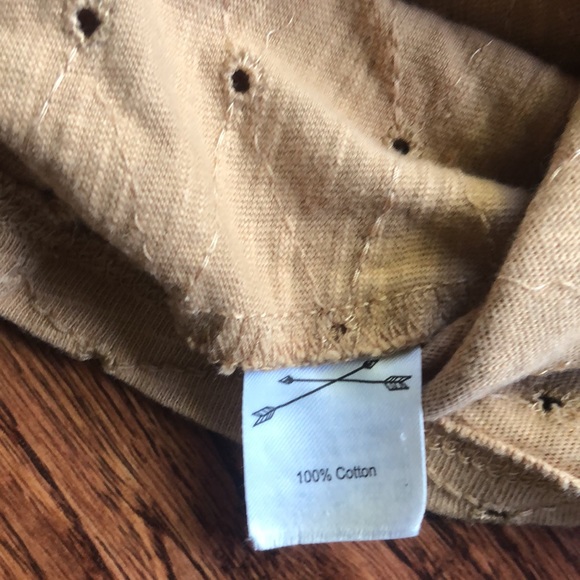 Rylee + Cru eyelet ruffle sleeve tee - Picture 6 of 6